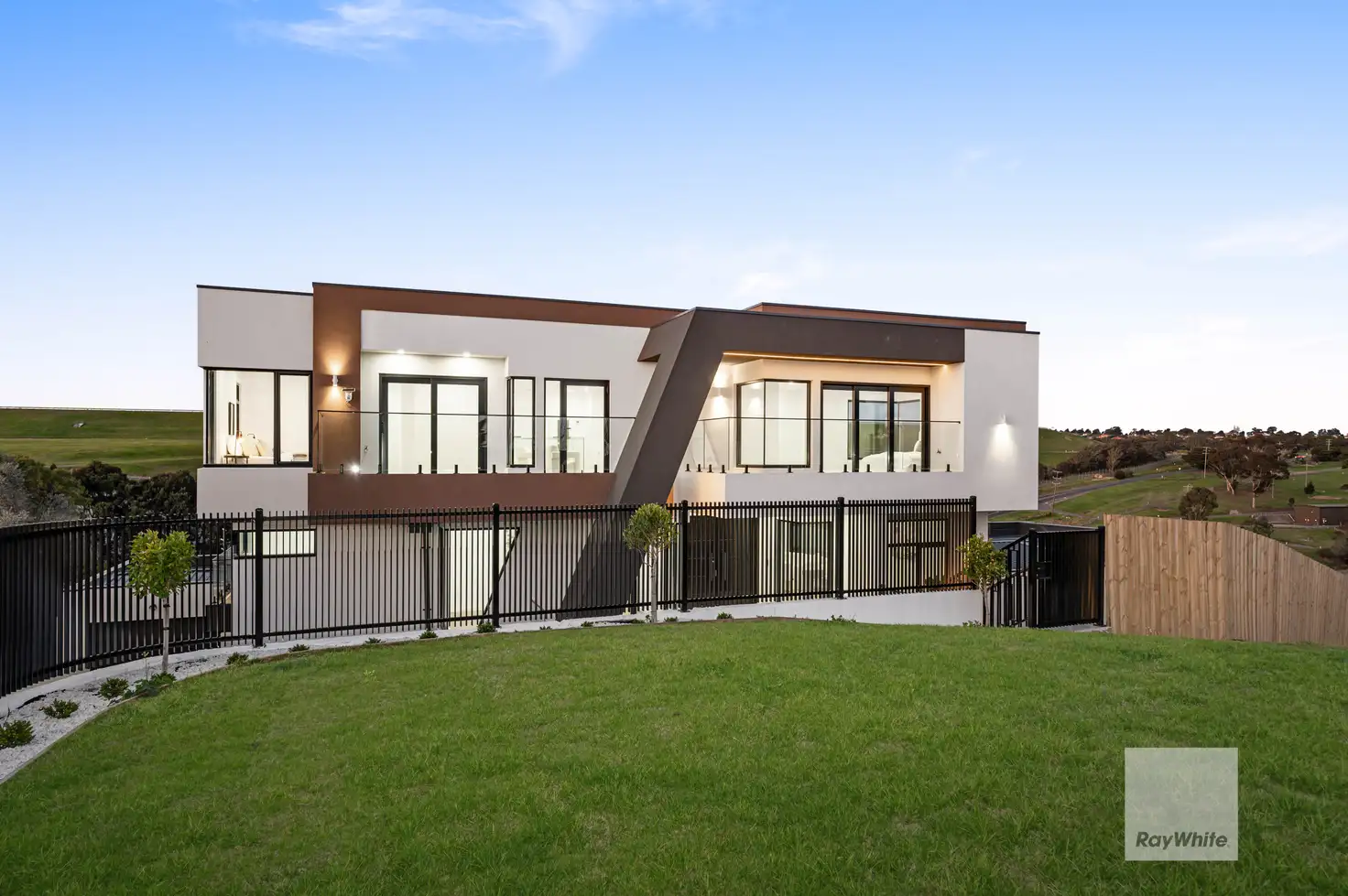 Main view of Homely house listing, 25 Bridlington Drive, Greenvale VIC 3059