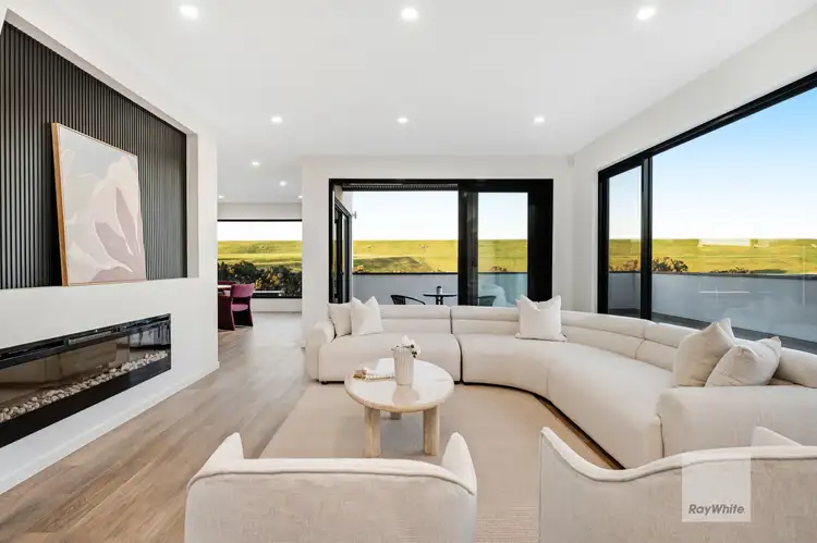 Sixth view of Homely house listing, 25 Bridlington Drive, Greenvale VIC 3059