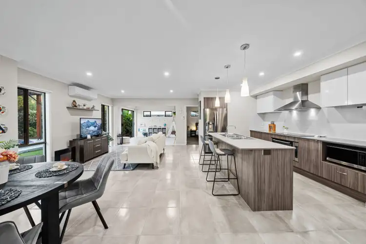 2 Sittella Lane, Gilston QLD 4211