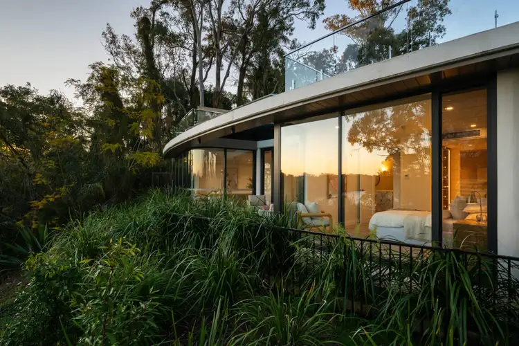 1/98 Goldieslie Road, Indooroopilly QLD 4068