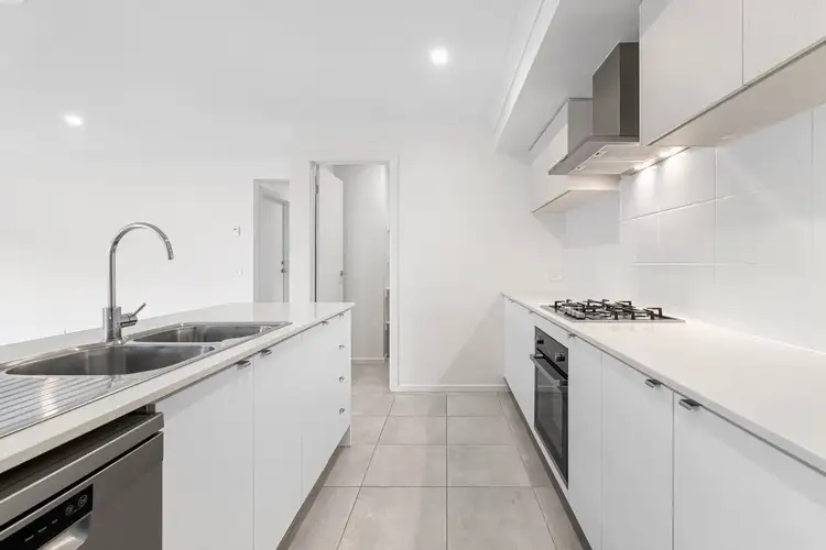 18 Rubato Street, Clyde VIC 3978