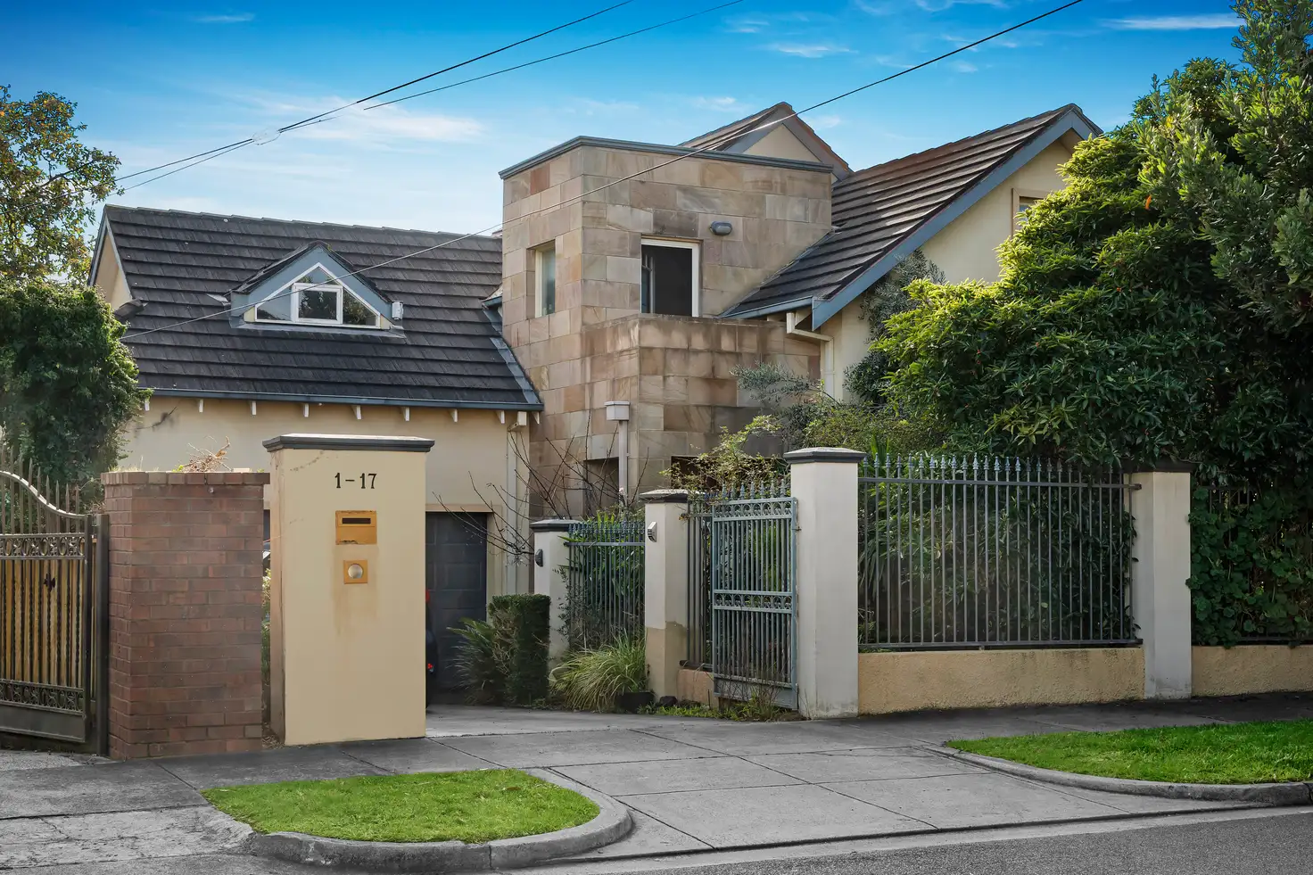 Main view of Homely townhouse listing, 1/17 Potter Street, Black Rock VIC 3193