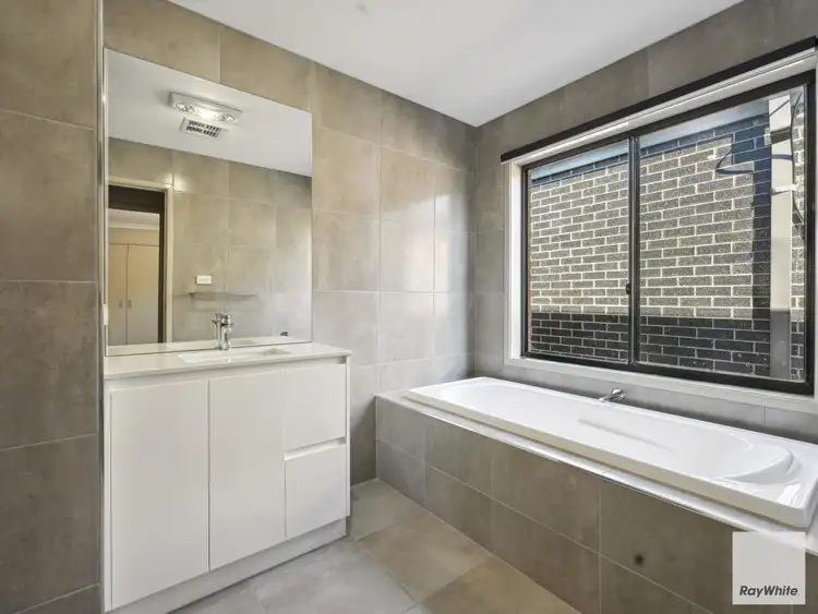 Fifth view of Homely house listing, 10 Hobart Way, Taylors Hill VIC 3037