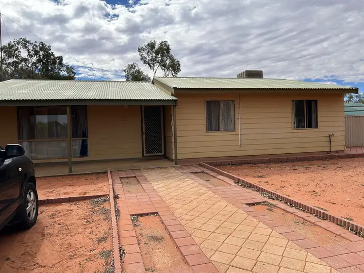 33 Pioneer Drive, Roxby Downs SA 5725