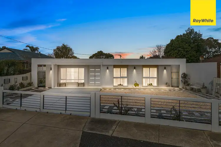 6 Kinloch Road, Melton VIC 3337