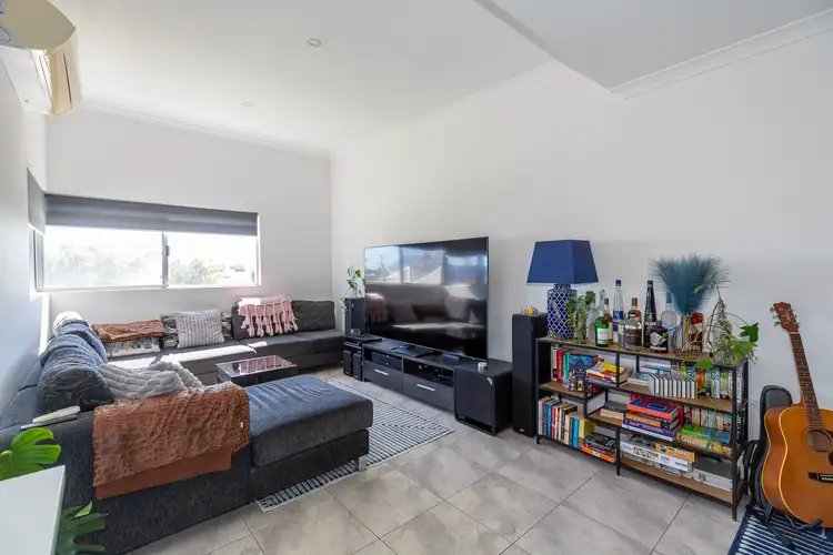 10/18 Elvire Street, Midland WA 6056