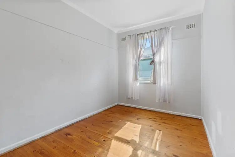 Fifth view of Homely house listing, 8 Stakes Crescent, Elizabeth Downs SA 5113