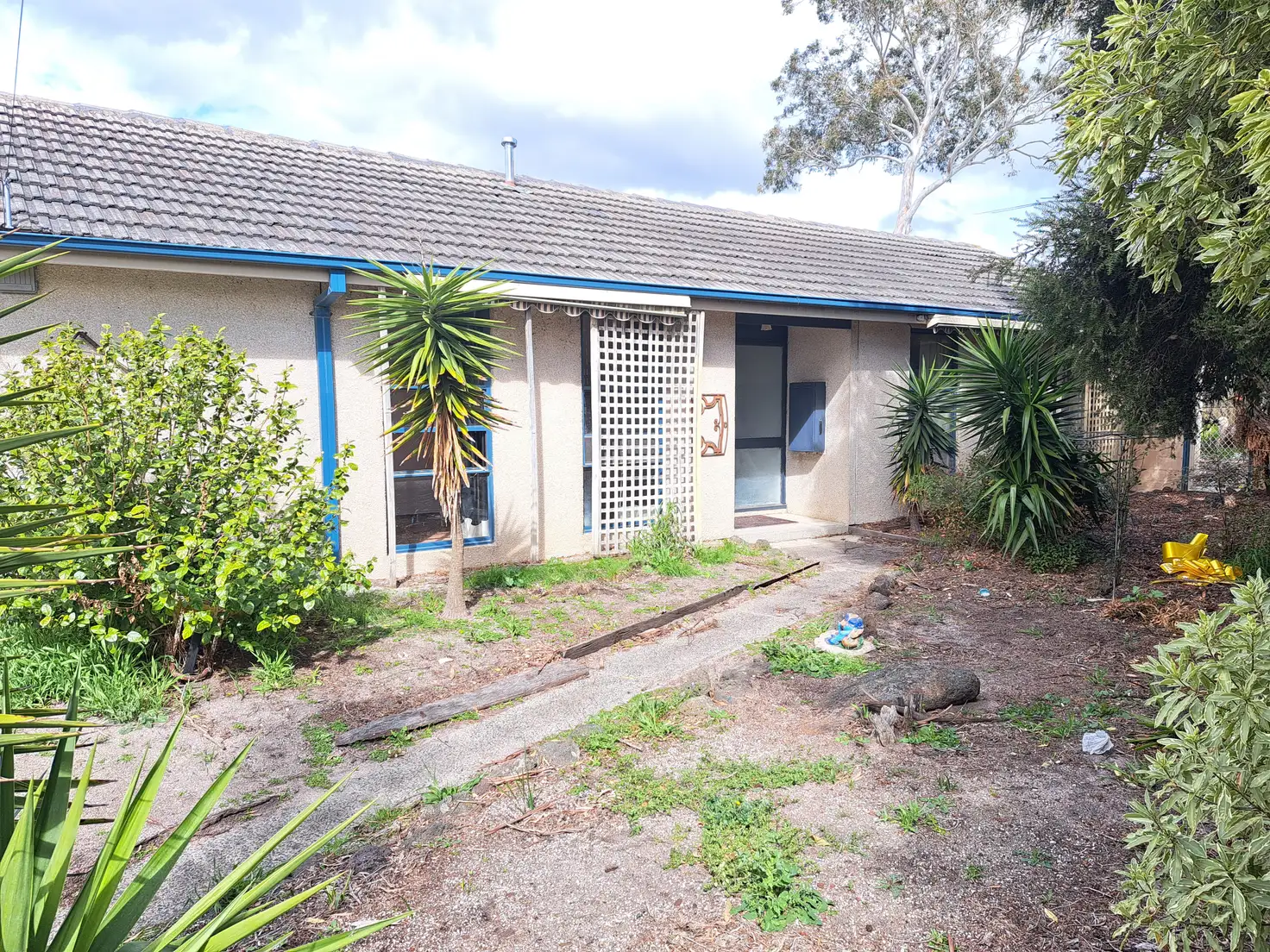 Main view of Homely house listing, 32 Valepark Crescent, Cranbourne VIC 3977