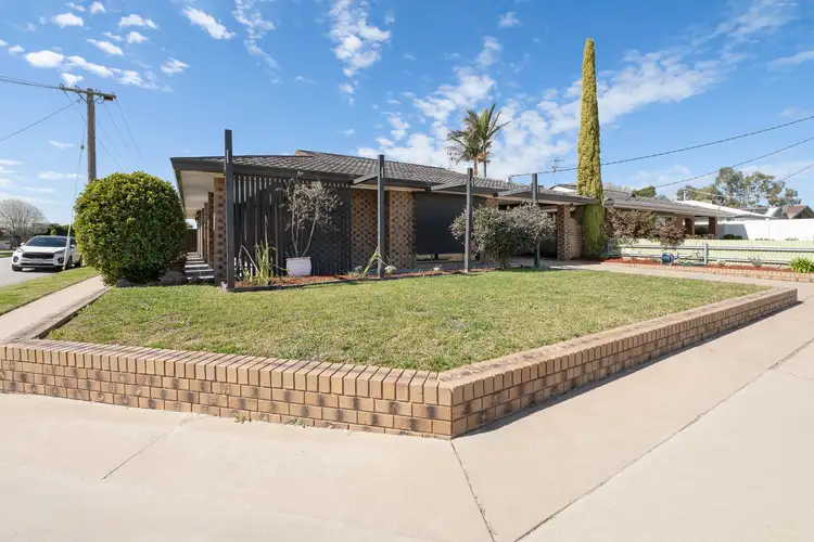 27 Murlong Street, Swan Hill VIC 3585