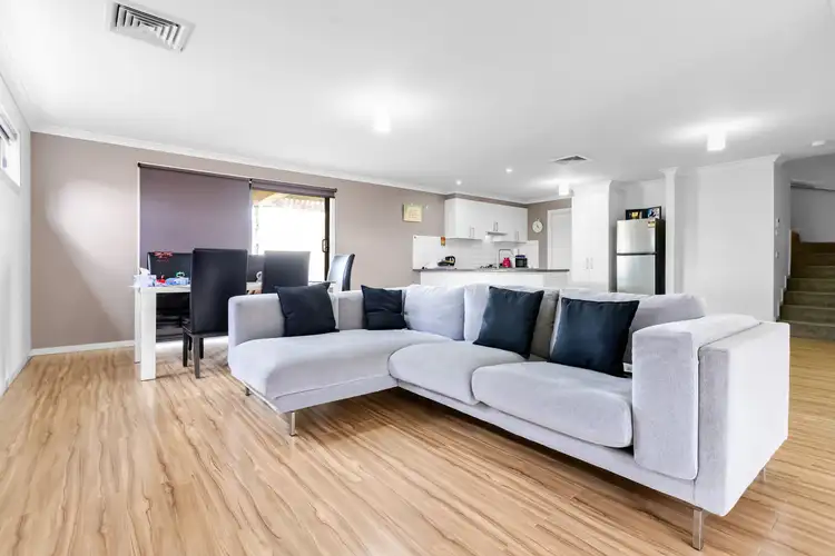 Second view of Homely townhouse listing, 6/5 Jacob Court, Mildura VIC 3500