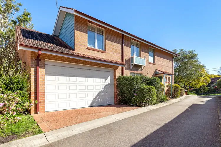 1 The Grove Way, Normanhurst NSW 2076