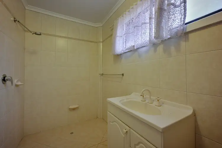 Fifth view of Homely house listing, 1 Raedel Court, Port Augusta West SA 5700