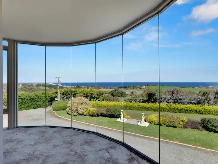 50 Hakea Road