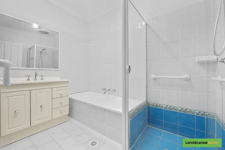 Sixth view of Homely villa listing, 2/221 Kingsway, Caringbah NSW 2229