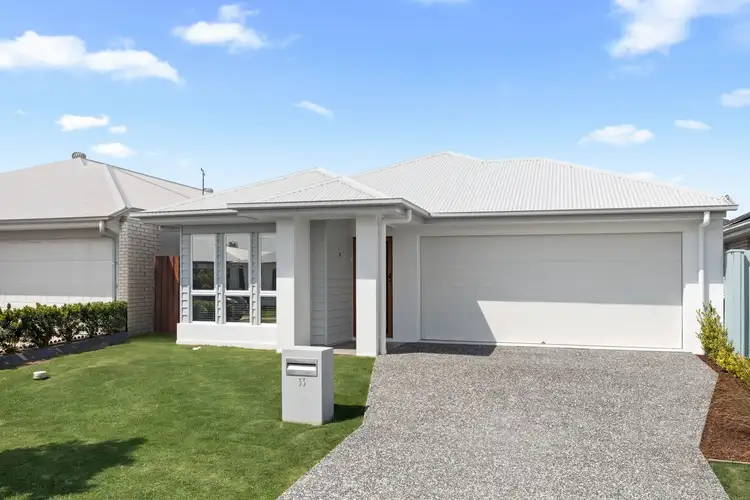 33 Valley Crescent, Palmview QLD 4553