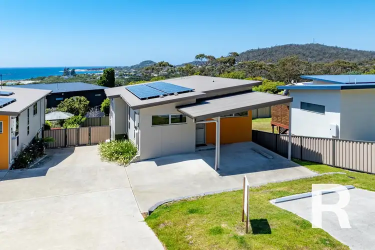 1/12 Sea Eagle Drive, Bicheno TAS 7215
