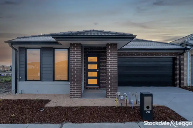 20 Ash Grove, Donnybrook VIC 3064