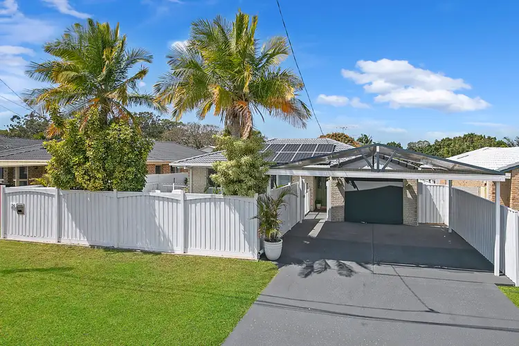 24 Benson Street, Scarborough QLD 4020