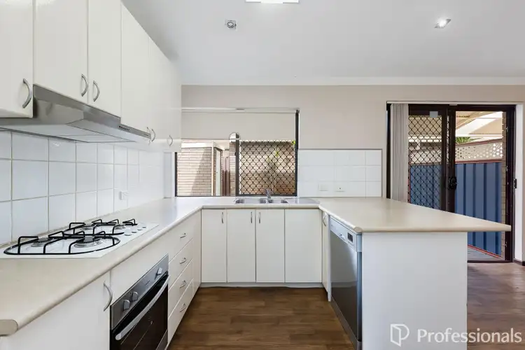 Sixth view of Homely house listing, 4 Tantini Close, Parkwood WA 6147