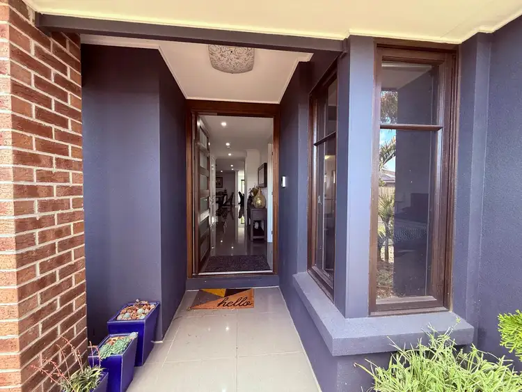 98 Eaststone Avenue, Wollert VIC 3750