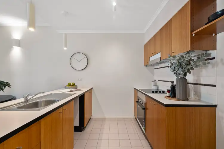 Fifth view of Homely apartment listing, 4/118 Dodds Street, Southbank VIC 3006