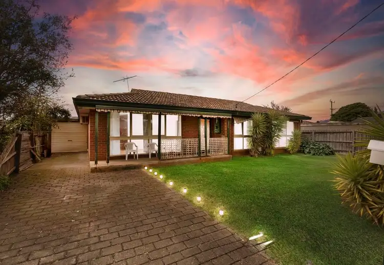 2 Alkemade Drive, Melton VIC 3337