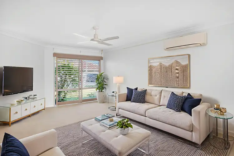 4/88 Cotlew Street East, Southport QLD 4215