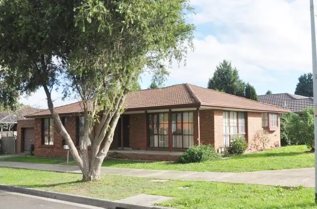 1 Agonis Court, Mill Park VIC 3082