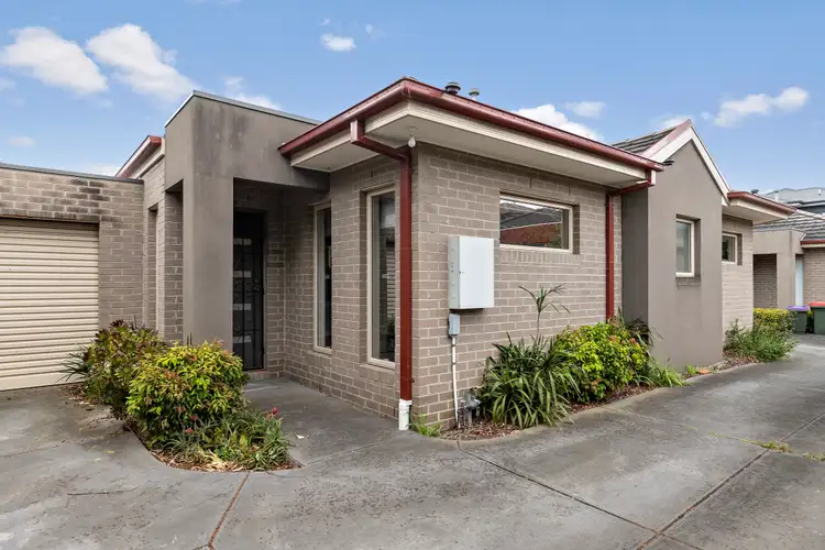 2/58 Roberts Street, Frankston VIC 3199