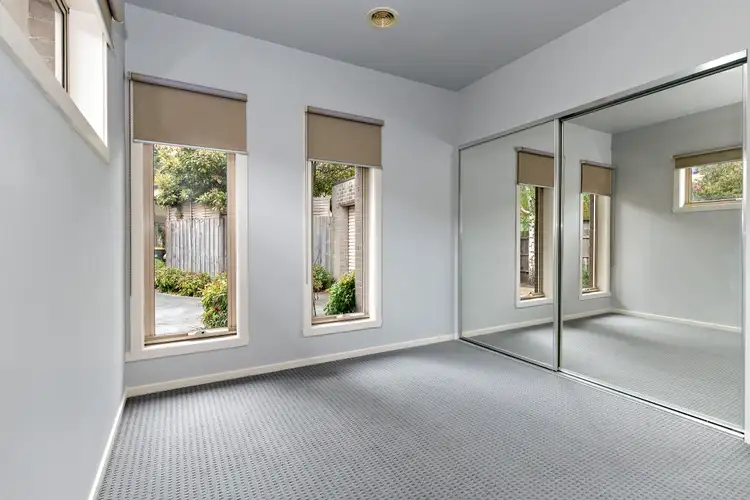 Fifth view of Homely unit listing, 2/58 Roberts Street, Frankston VIC 3199