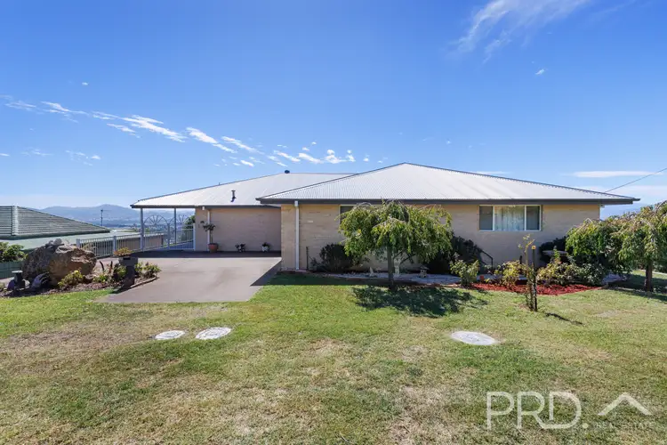 12 Godfrey Street, Tumut NSW 2720