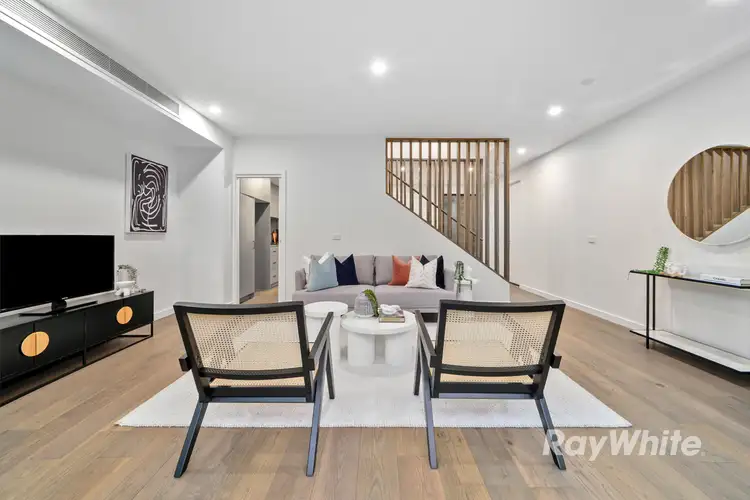 3/3 Ames Avenue, Carnegie VIC 3163