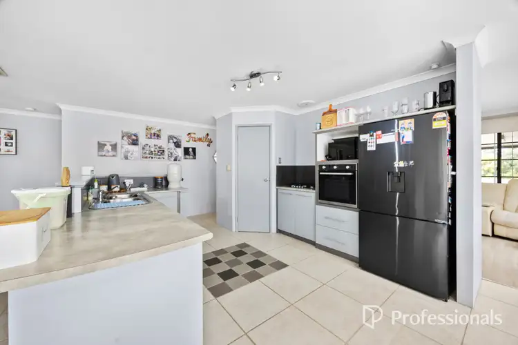 Seventh view of Homely house listing, 162 Dalyellup Boulevard, Dalyellup WA 6230