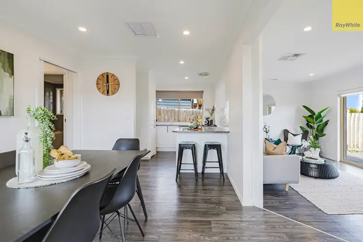 Fifth view of Homely house listing, 124 Underbank Boulevard, Bacchus Marsh VIC 3340