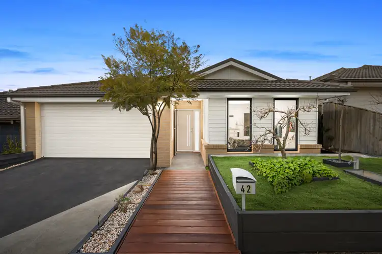 42 Newington Parade, Mernda VIC 3754