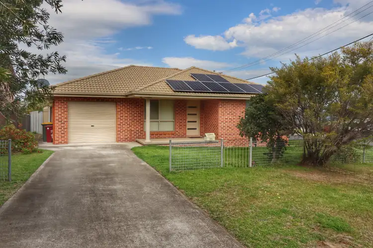 35 Brougham Street, Cowra NSW 2794