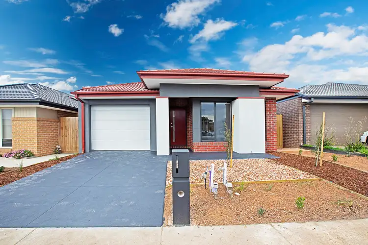 32 Lance Drive, Armstrong Creek VIC 3217