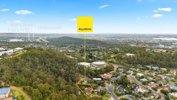3 Atoll Court, Pacific Pines QLD 4211