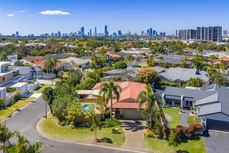 40 Cayman Drive, Clear Island Waters QLD 4226