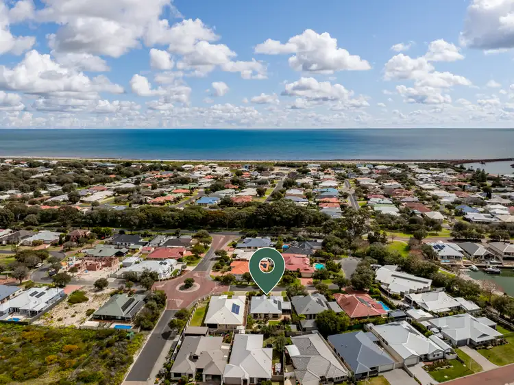 Second view of Homely house listing, 3 Mussel Court, Geographe WA 6280