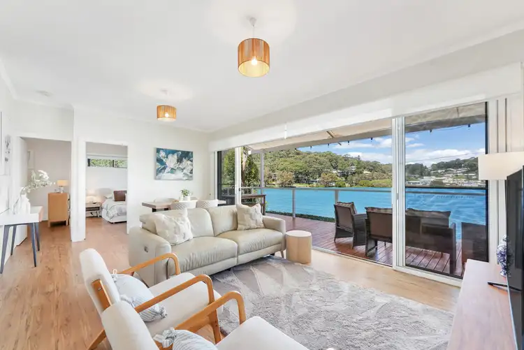 49 Hardys Bay Parade, Killcare NSW 2257