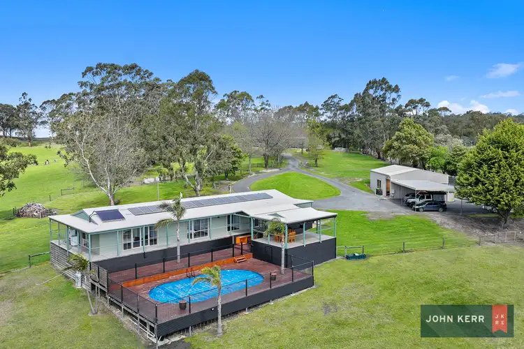 10 McGraths Track, Hernes Oak VIC 3825