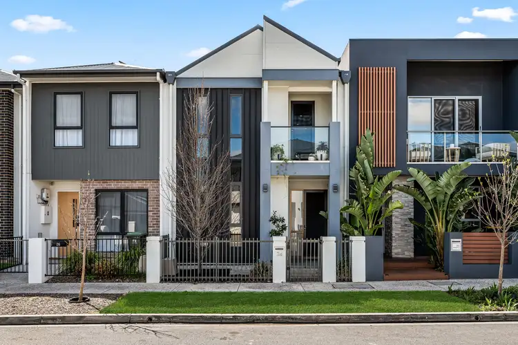 24 Winpirra Circuit, Lightsview SA 5085