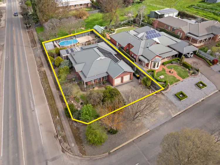 2a Stanley Place, Clare SA 5453