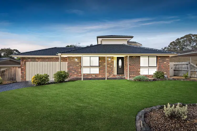 10 Cloverlea Drive, Wantirna VIC 3152