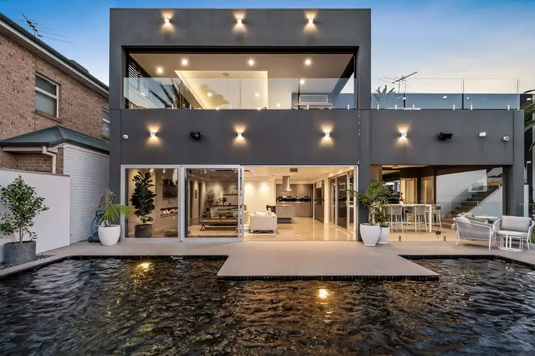 20 Lomond Circuit, Mawson Lakes SA 5095