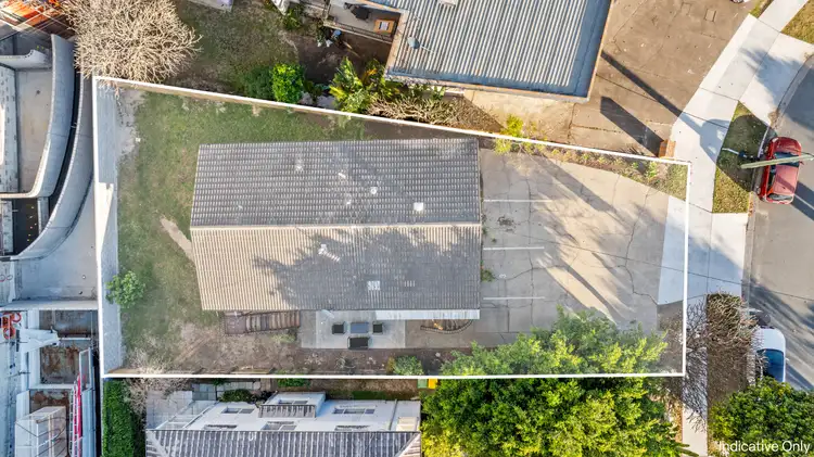 Second view of Homely apartment listing, 2/35 Darrambal Street, Chevron Island QLD 4217