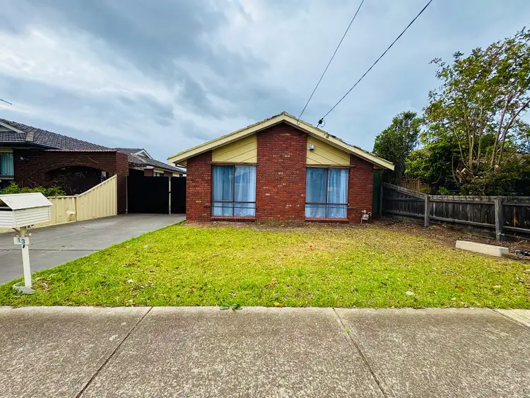 13 Merton street, Altona Meadows VIC 3028