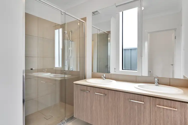 Fifth view of Homely house listing, 20 Attadale Avenue, Werribee VIC 3030