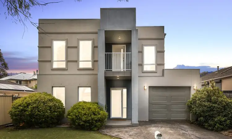 34 Menzies Drive, Burnside Heights VIC 3023